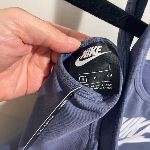 Nike Air Tight Fit Bodysuit - Picture 10 of 10